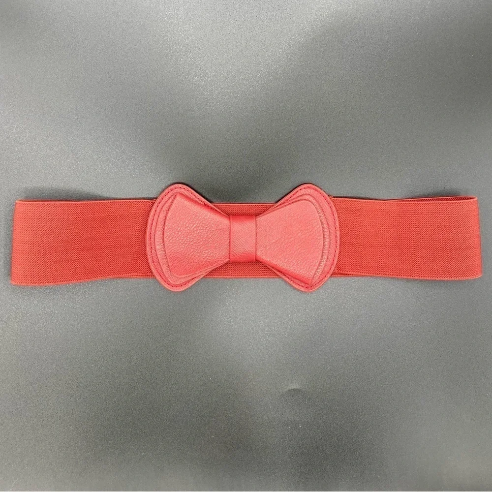 Cute red bowtie elastic‎ belt.